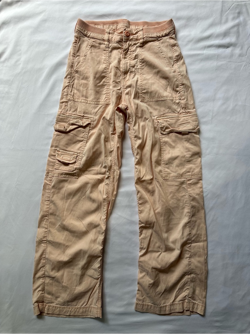 American Eagle Outfitters stretch pink cargo pants